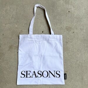 Pedro Garcia White Seasons Women’s Tote Bag OS